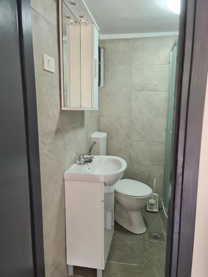 Marton Apartment คิร์ก ภายนอก รูปภาพ